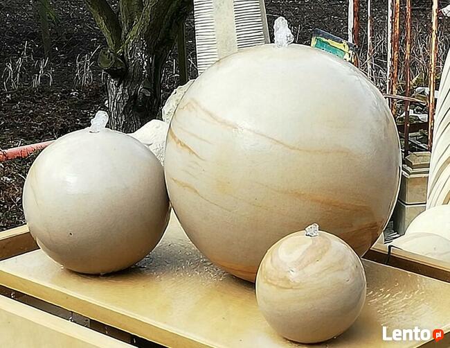 Piękna fontanna z piaskowca - kamień naturalny