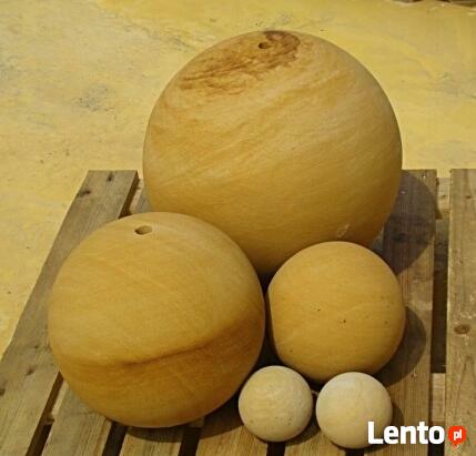 Kule z kamienia naturalnego - piaskowiec