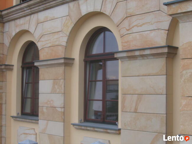 Płyty z kamienia na dworek pałac dom ściany