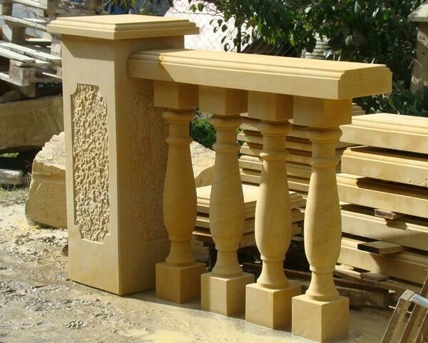 Balustrady z piaskowca , kamień naturalny