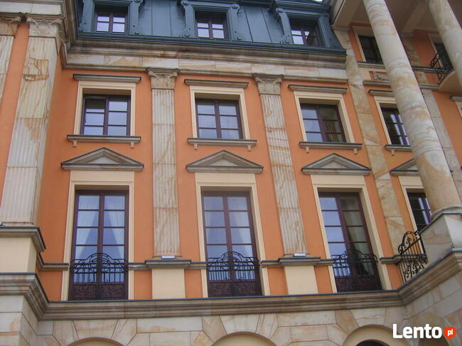 Płyty z kamienia na dworek pałac dom ściany