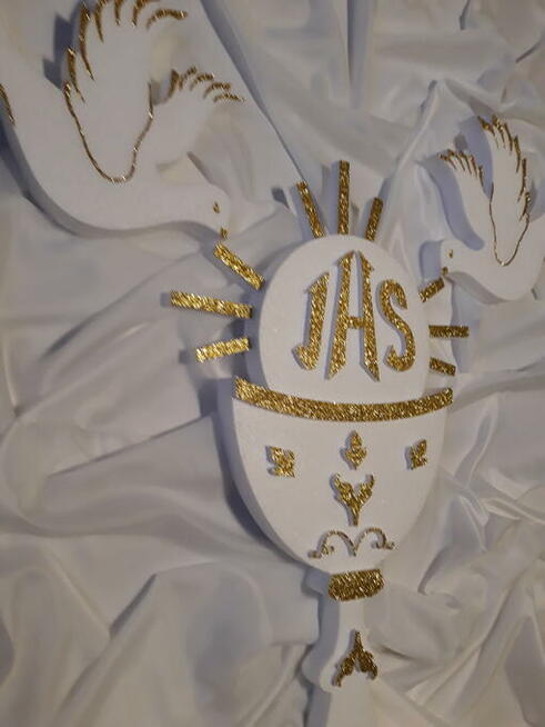 Kielich z hostią+2 gołąbki- dekoracja Pierwsza Komunia