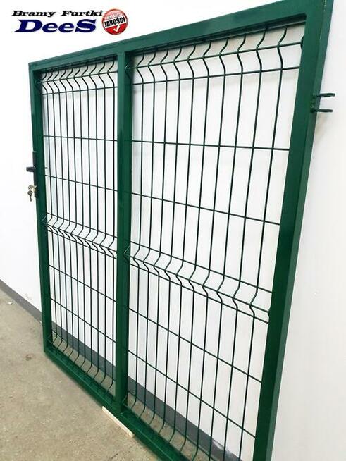 furtka panelowa 1350x1500 mm w komplecie monterskim