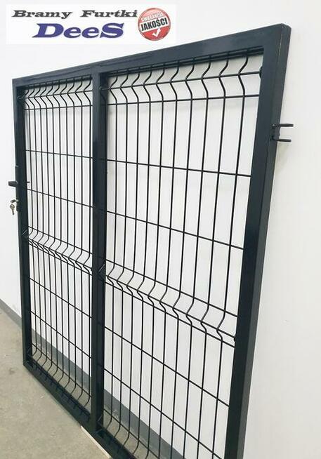 Szeroka furtka panelowa 1350x1500 mm wszystko w komplecie