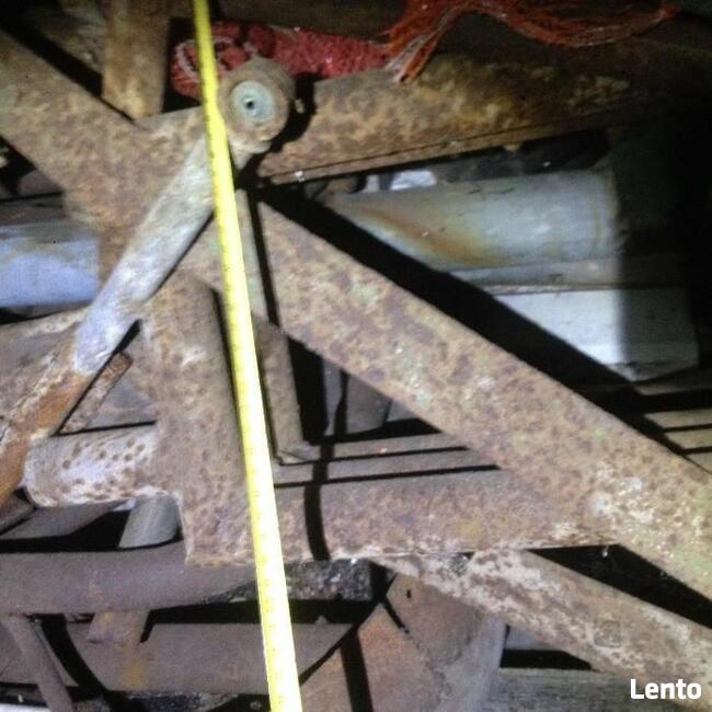 Słupy rury na tablicę ogłoszeniową 3.5 i 4.5m wysokie okazja