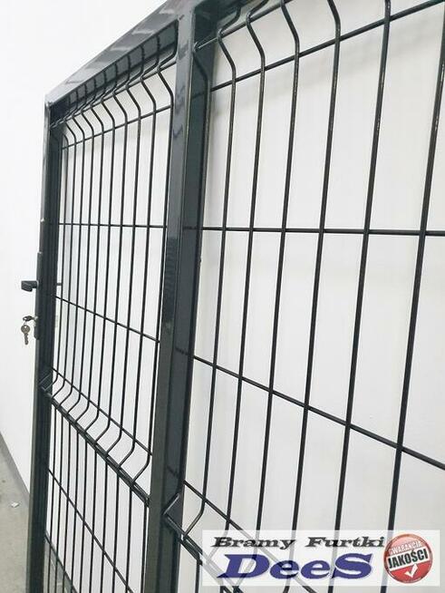furtka panelowa 1350x1500 mm w komplecie monterskim