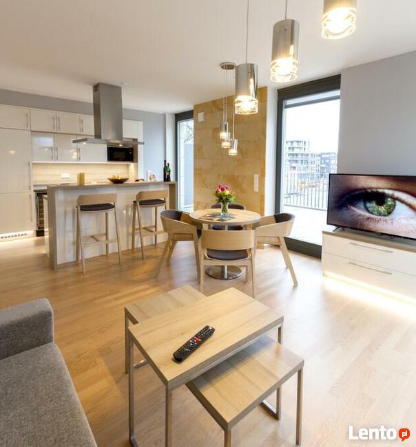 Płyty fasadowe na ściany z kamienia naturalnego