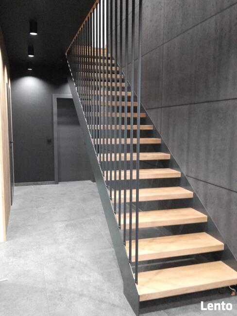 Schody i podłogi z drewna. Legar-stolarstwo