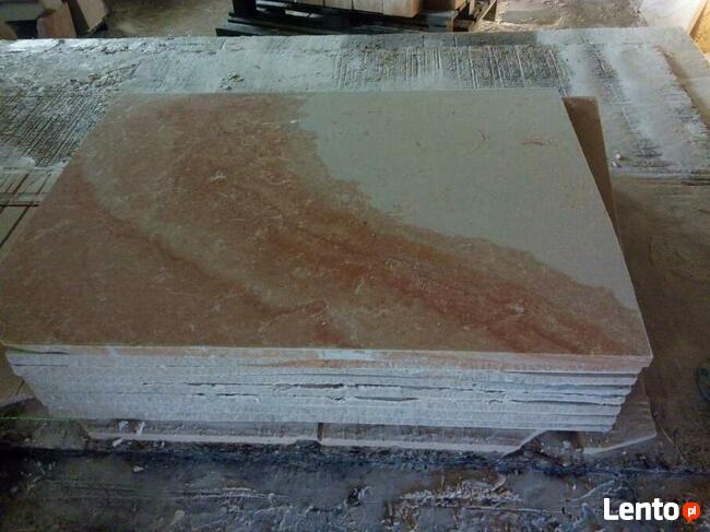 Płyty fasadowe na ściany z kamienia naturalnego