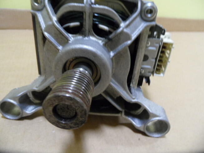 silnik pralki indesit WISE127