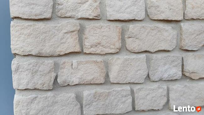 kamień ozdobny na ściany domu w stylu włoskim