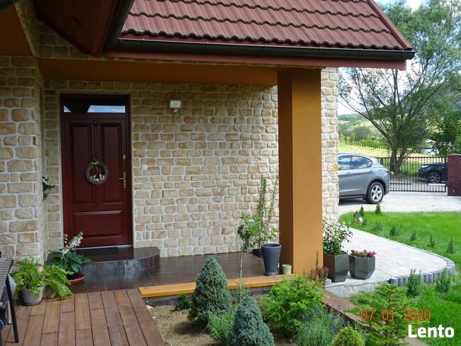 kamień dekoracyjny na dom