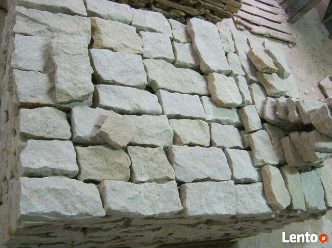 kamień ozdobny na ściany domu w stylu włoskim