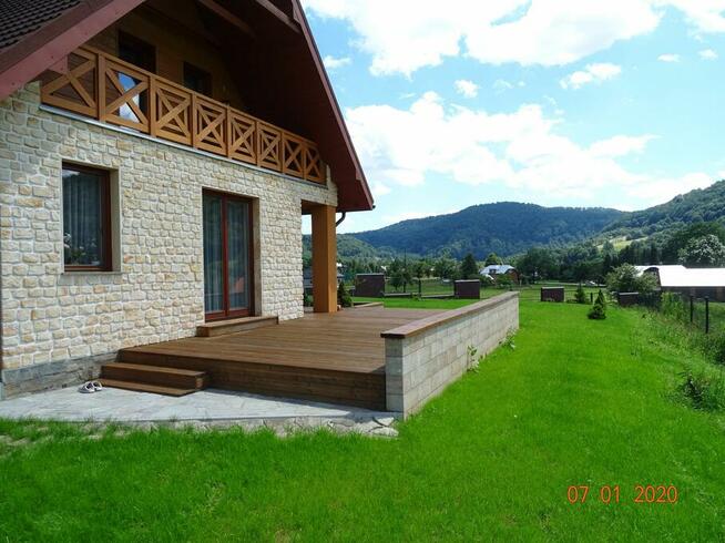 płyty kamienne na ścianę