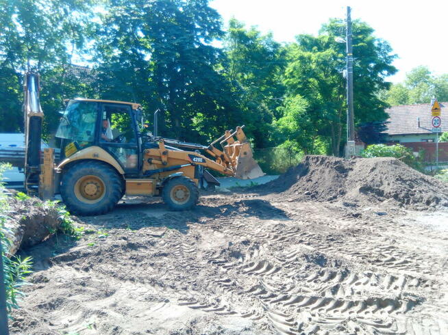 Niwelacja terenu, odwodnienia, drenaże, zbiorniki na deszcz
