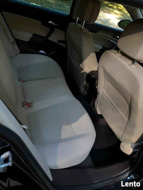 sprzedam opel insygnia rok produkcji 2011r. 2.0CDTI 160 KM