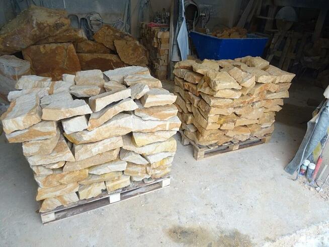 Murki ozdobne w ogrodzie