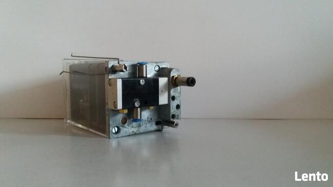 Timer , zegar pneumatyczny Bosch + drugi gratis