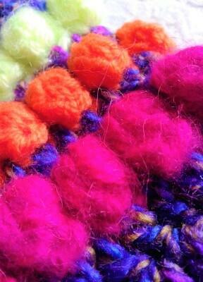 Szydełkowa czapka beanie Neon bubbles