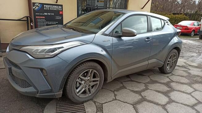 Czyszczenie samochodów, polerowanie lamp, lakieru