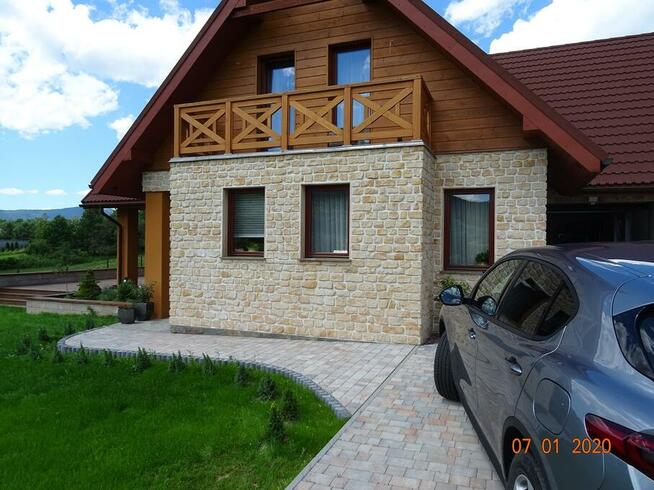 płytki w kształcie starej cegły