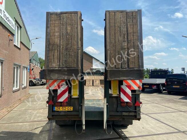 Wynajem naczepy niskopodwoziowej ciągników transport maszyn