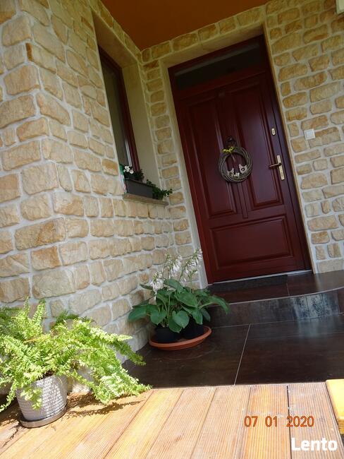 kamień na ściany w stylu prowansalskim