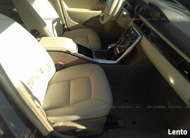 Volvo XC 70 2013, 3.0L, 4x4, po kradzieży