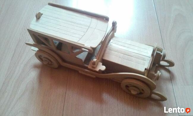 Samochód model drewniany