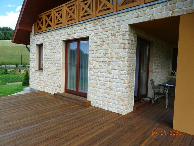 płytki rustykalne na dom w kształcie starej cegły