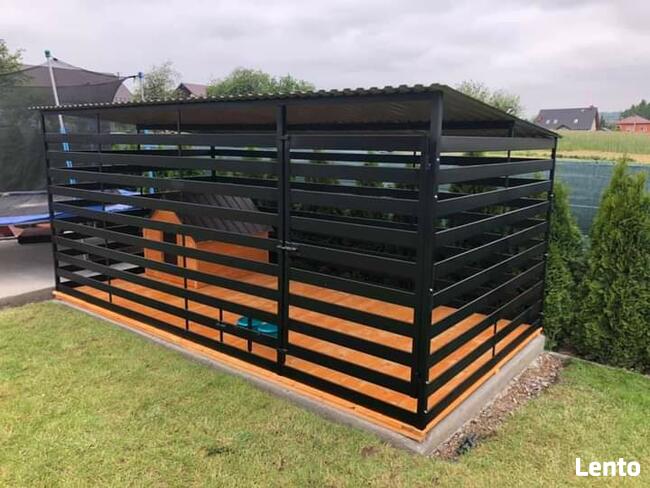 Kojec dla psa pomieszczenie na narędzia opał lub śmieci