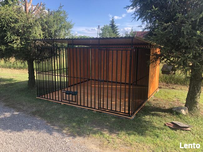 Kojec dla psa pomieszczenie na narędzia opał lub śmieci