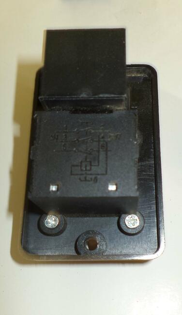 WŁĄCZNIK + BEZPIECZNIK PIŁA STOŁOWA TITAN I NACALLISTER