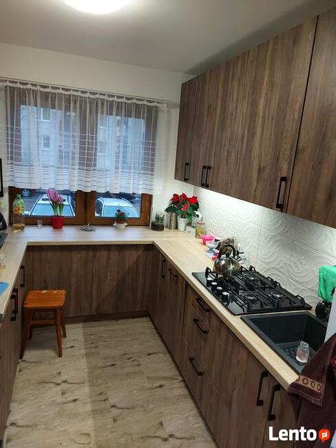 Remont malowanie montaz drzwi wykonczeniowka