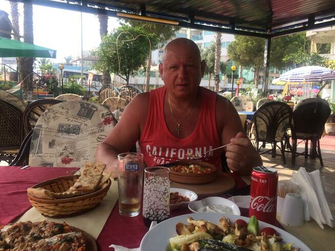 Partnerka na wczasy być może na resztę zycia