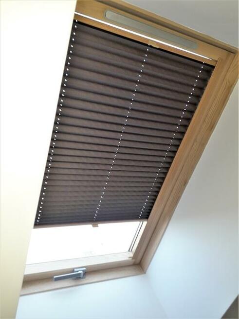 rolety dachowe plisy