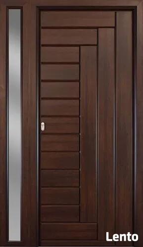 Drewniane drzwi wejściowe od producenta CZYSTE POWIETRZE