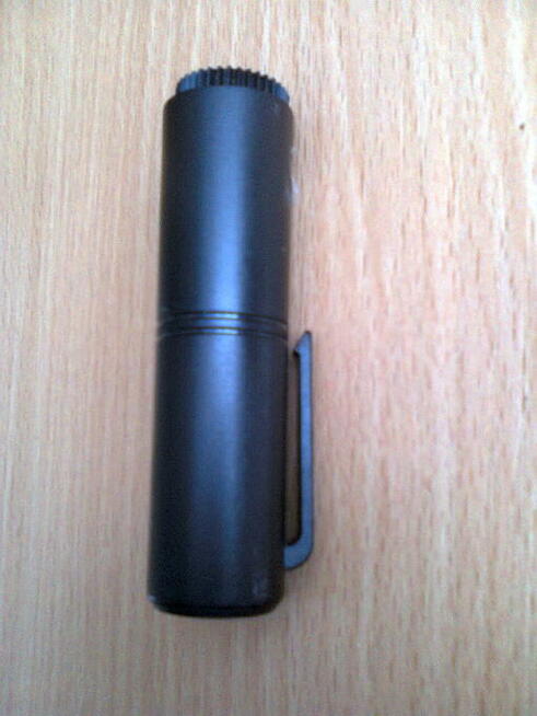 Odstraszacz komarów kieszonkowy z zaczepem na jedną baterie