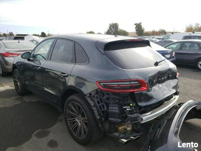 Porsche Macan 2018, 2.0L, 4x4, uszkodzony tył
