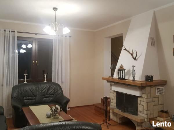 Dom całoroczny na Mazurach z własną plażą i pomostem.