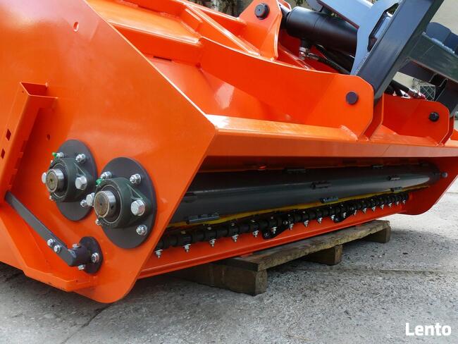 Posypywarka samozaładowcza do piasku i soli PSS 160-220