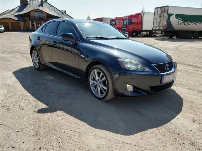 Lexus IS220d