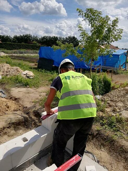 Budowa domów, stany surowe, więźba, murowanie, fundamenty