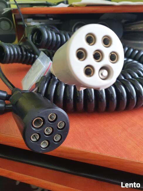 Przewód spiralny naczepy TIR