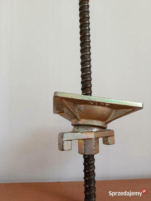 Łącznik zaciskowy szalunkowy świński ogonek szalunki