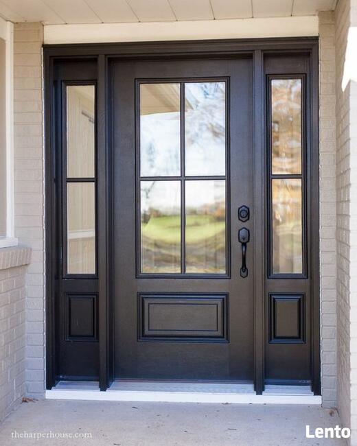 Drewniane drzwi zewnętrzne wewnętrzne do kamienicy