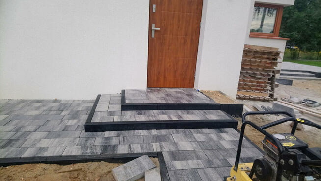 Brukarstwo Kostka brukowa. Układanie Kostki Brukowej Łódzkie