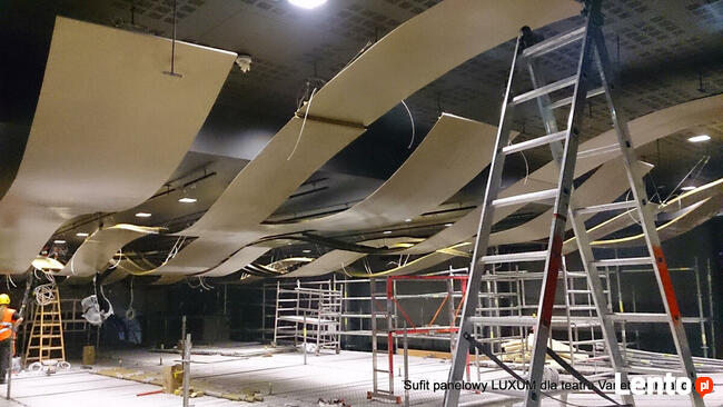 Mała architektura - laminaty, kompozyty. Siedziska, lady itp