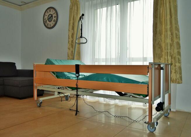 łóżko rehabilitacyjne do wynajęcia