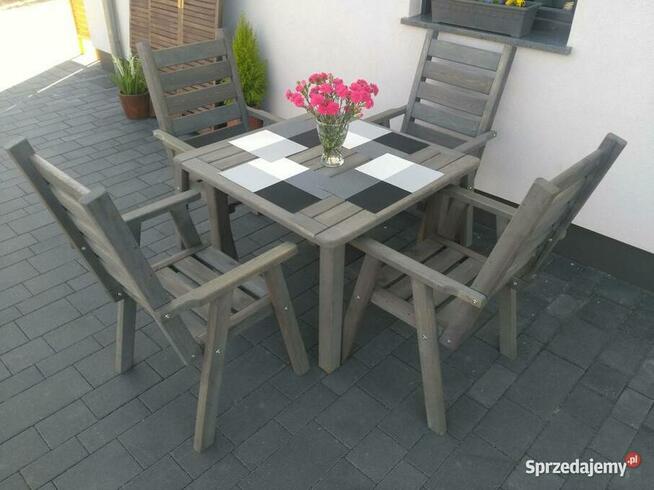 Zestaw mebli ogrodowych 4 krzeseła + stół kwadrat typ L